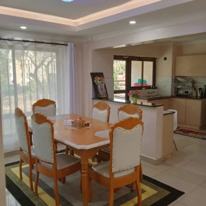 SHAWMUT SUITES